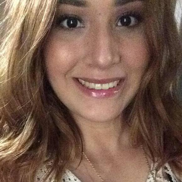 Meet your Posher, Rosio - Picture 1 of 1
